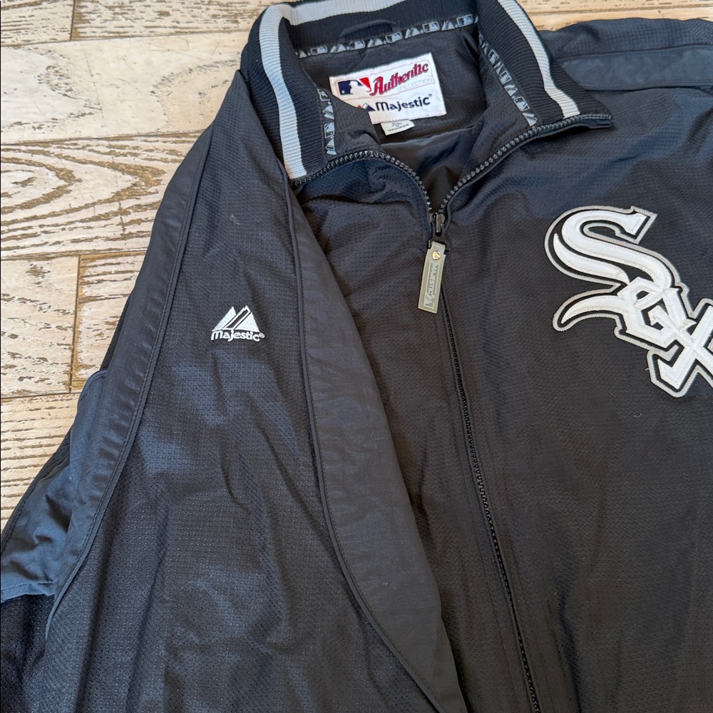VTG Chicago White Sox MAJESTIC AUTHENTIC BLACK Nylon Bullpen Jacket SZ Youth XL - Picture 4 of 12